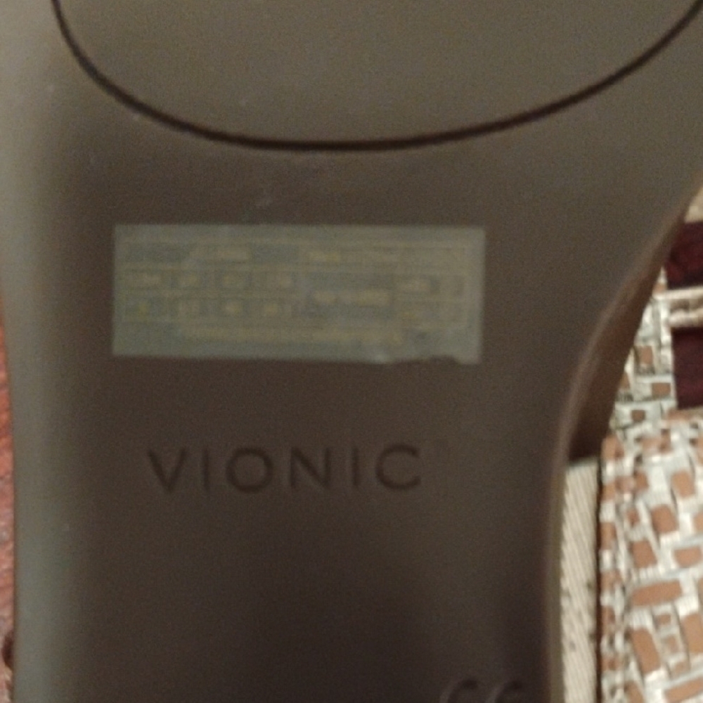 💋 VIONIC Alvana Women's Elegant Gold Sandals 💋 - Picture 7 of 8